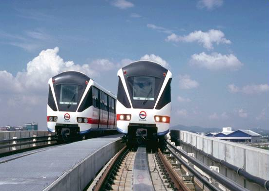直線電機車輛